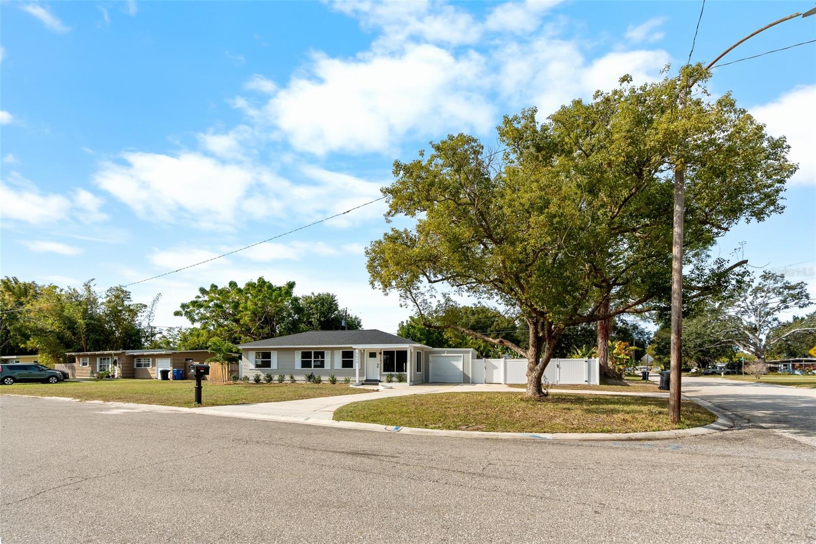 MEADOW LAWN REP - Residential