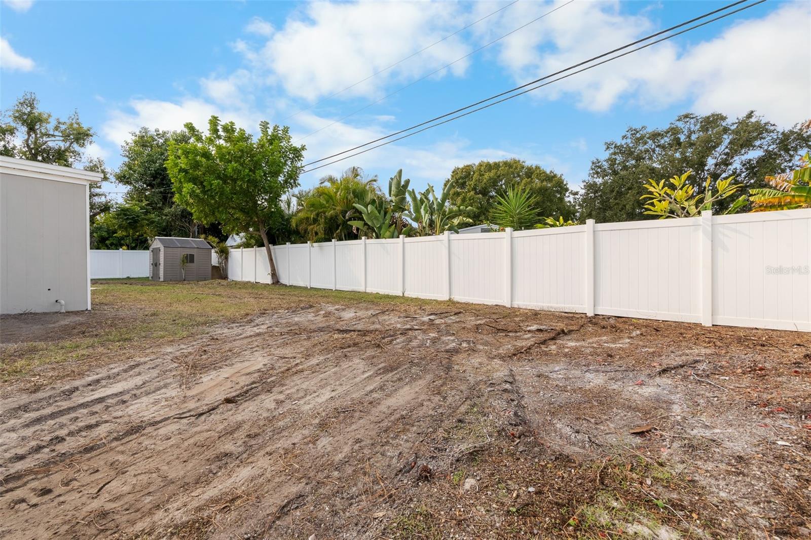 MEADOW LAWN REP - Residential