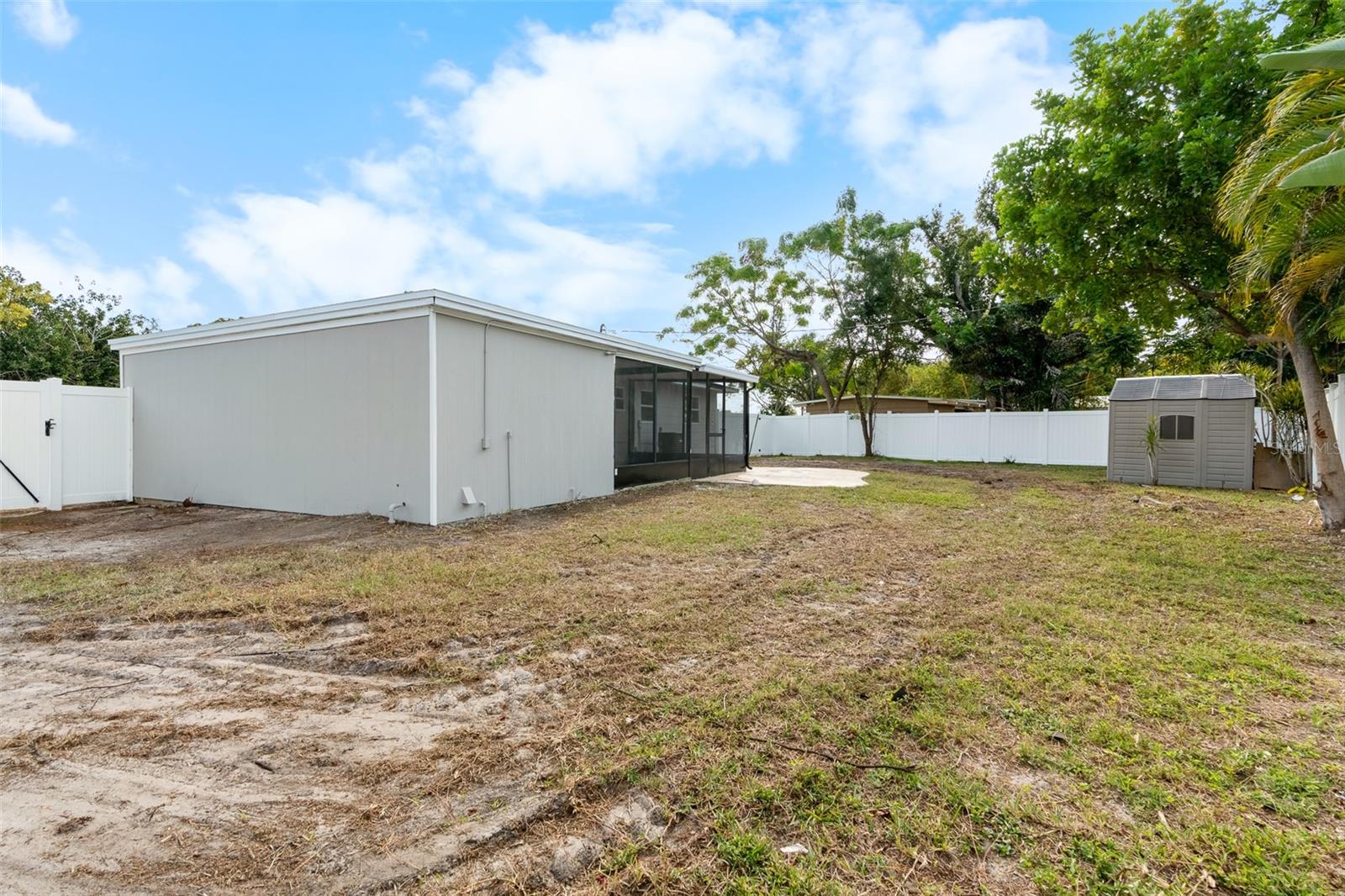 MEADOW LAWN REP - Residential