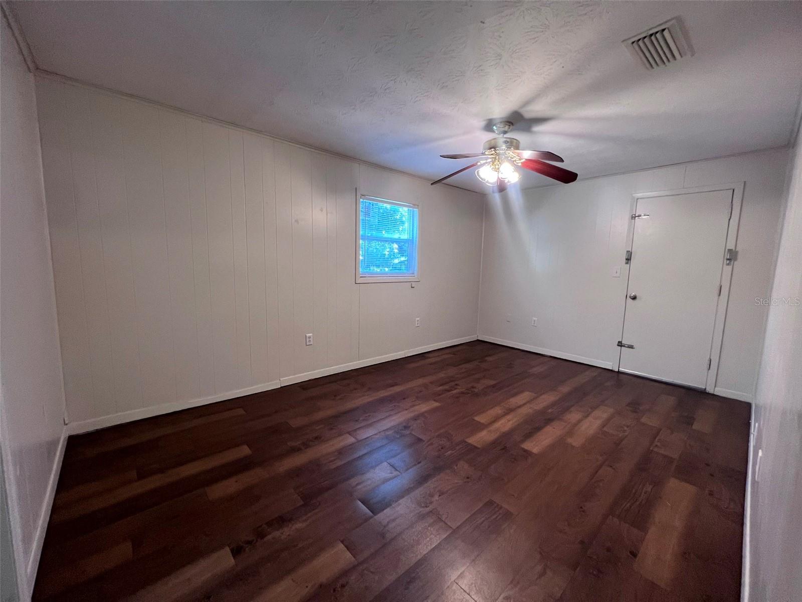 WOODLAND TERRACE - Residential Lease