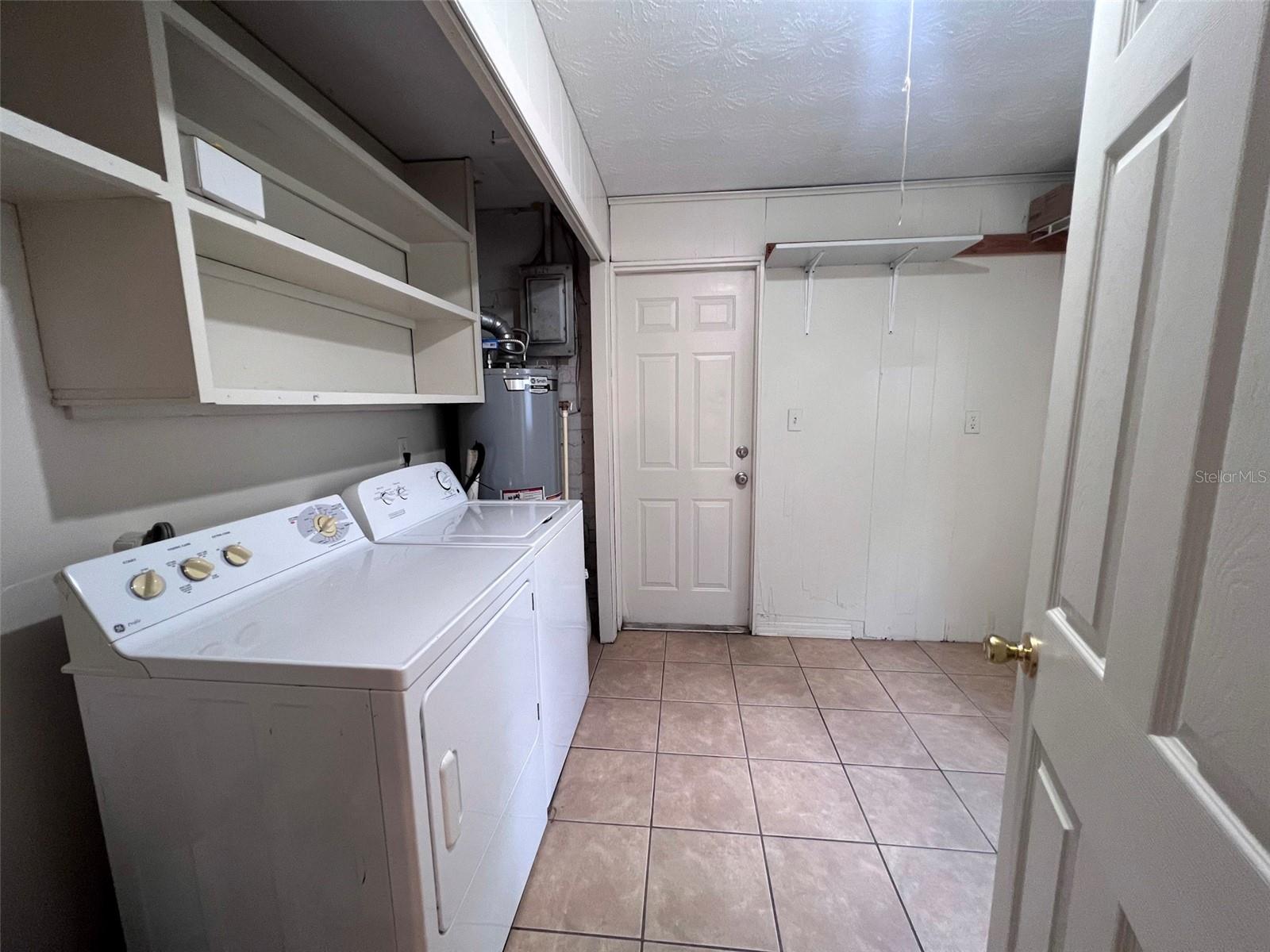 WOODLAND TERRACE - Residential Lease