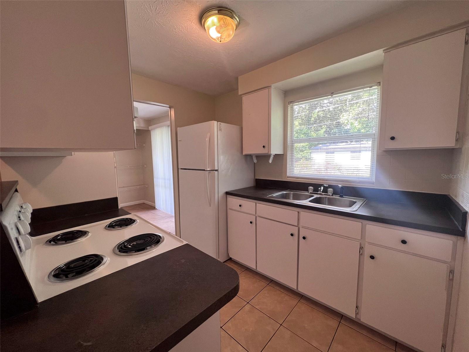 WOODLAND TERRACE - Residential Lease