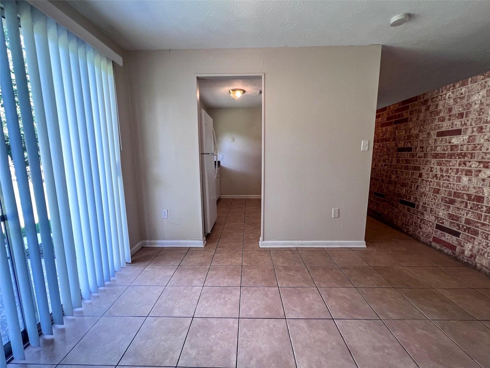 WOODLAND TERRACE - Residential Lease