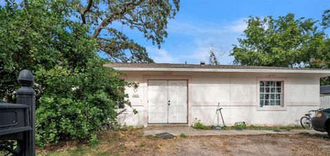 A home in PINELLAS PARK