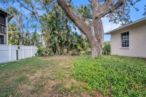 A home in PINELLAS PARK