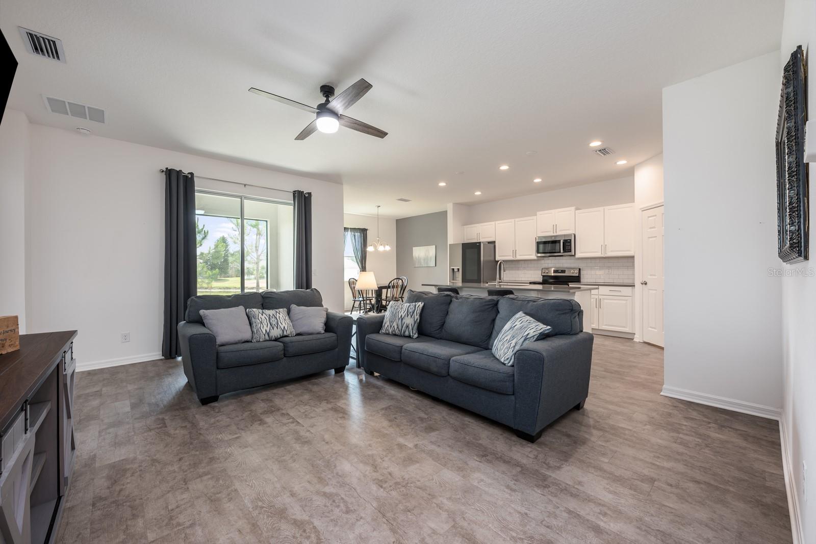 1167 CELERY OAKS LANE