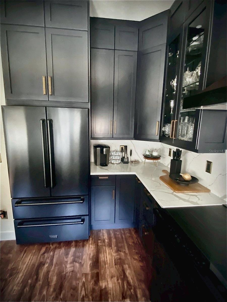WESTSHORE YACHT CLUB TOWNHOMES - Residential