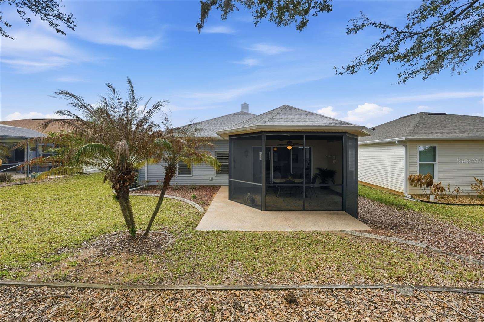 TAVARES ROYAL HARBOR PH 02 LT 179 - Residential