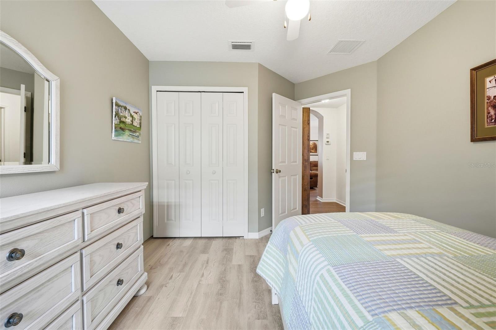 TAVARES ROYAL HARBOR PH 02 LT 179 - Residential