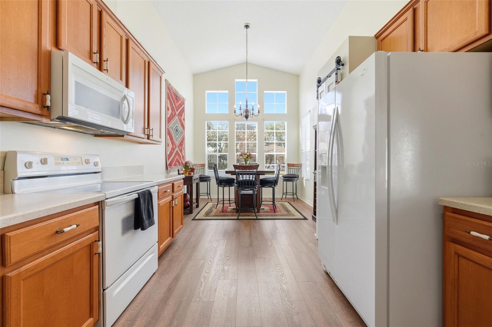 TAVARES ROYAL HARBOR PH 02 LT 179 - Residential