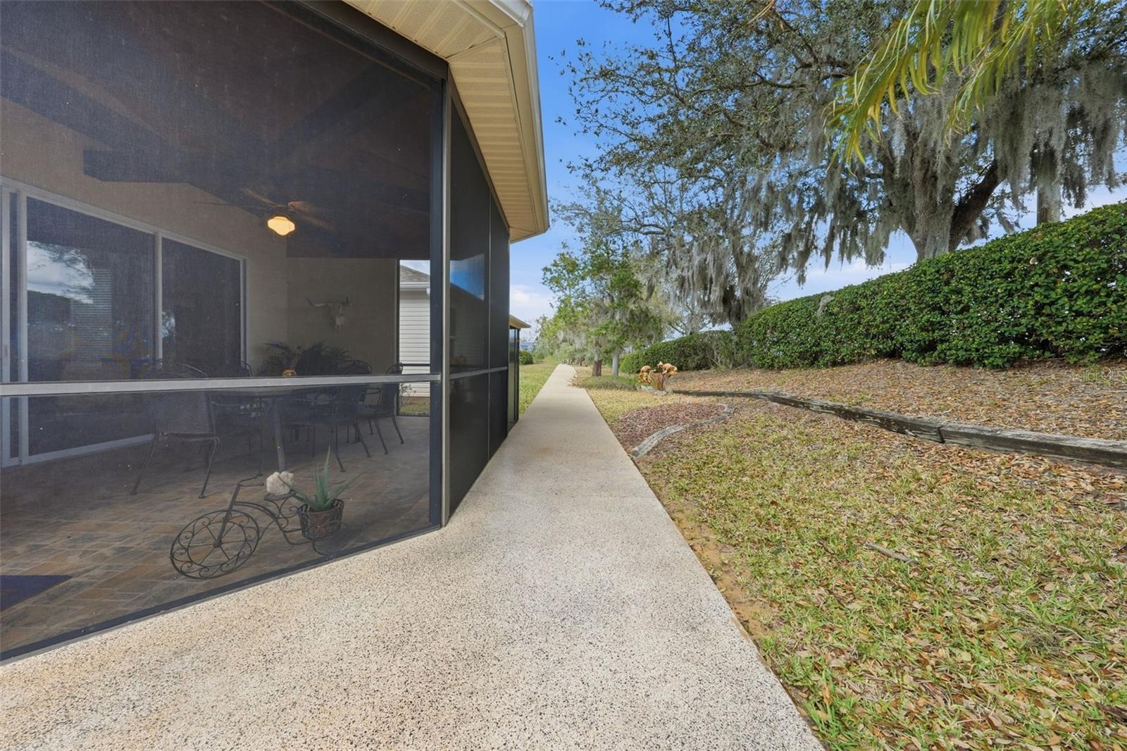 TAVARES ROYAL HARBOR PH 02 LT 179 - Residential