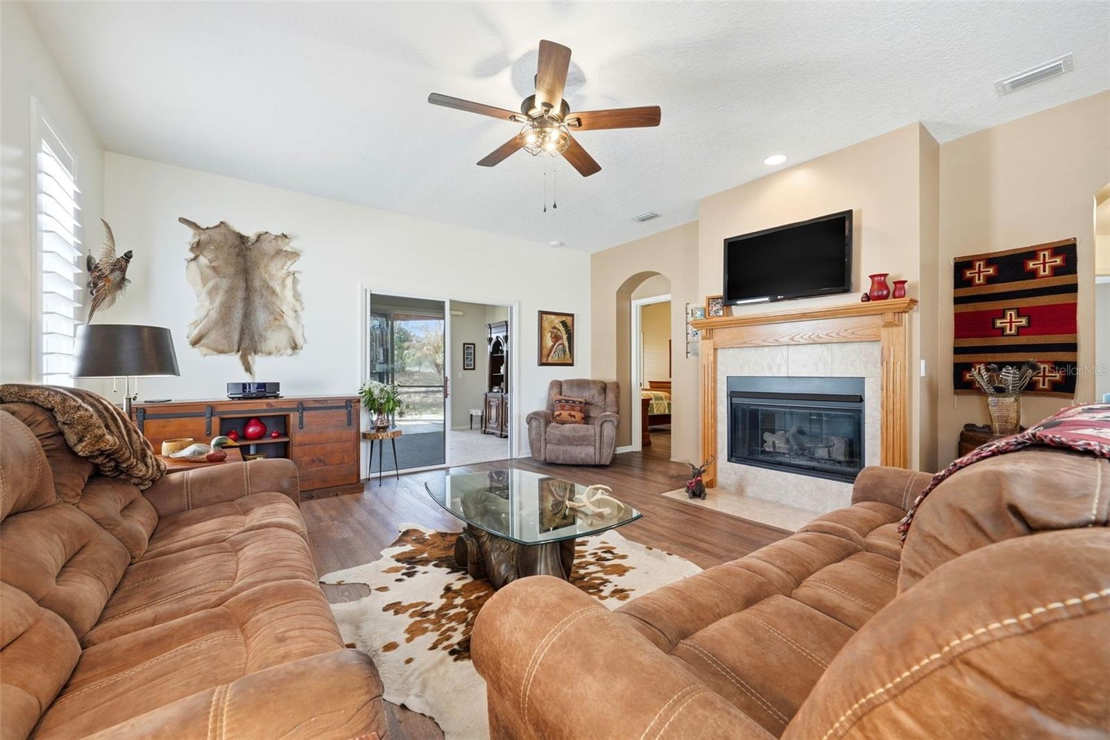 TAVARES ROYAL HARBOR PH 02 LT 179 - Residential