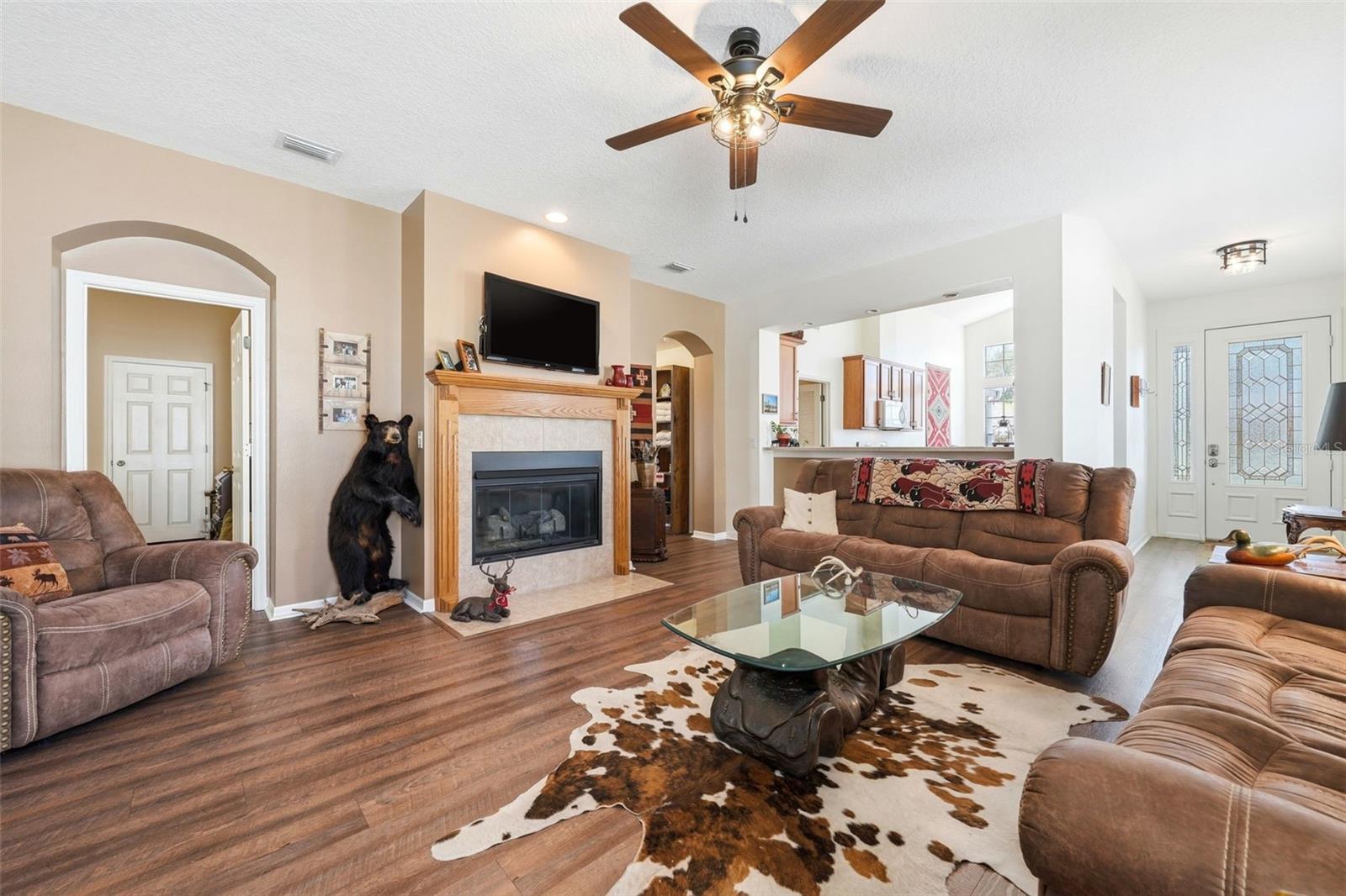 TAVARES ROYAL HARBOR PH 02 LT 179 - Residential