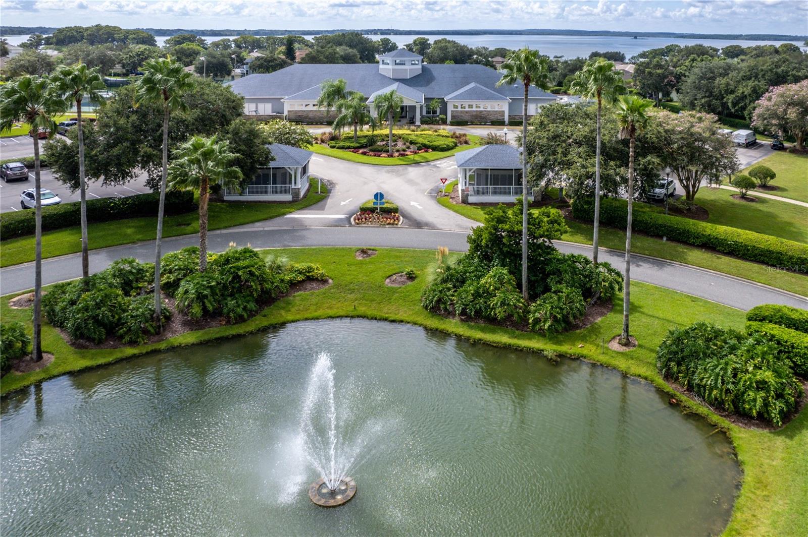 TAVARES ROYAL HARBOR PH 02 LT 179 - Residential