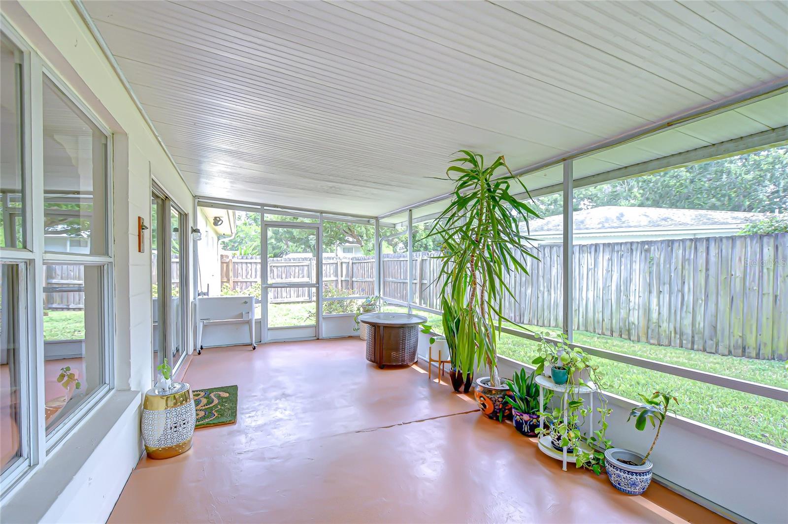 MAGDALENE SHORES ESTATES UN 6 - Residential