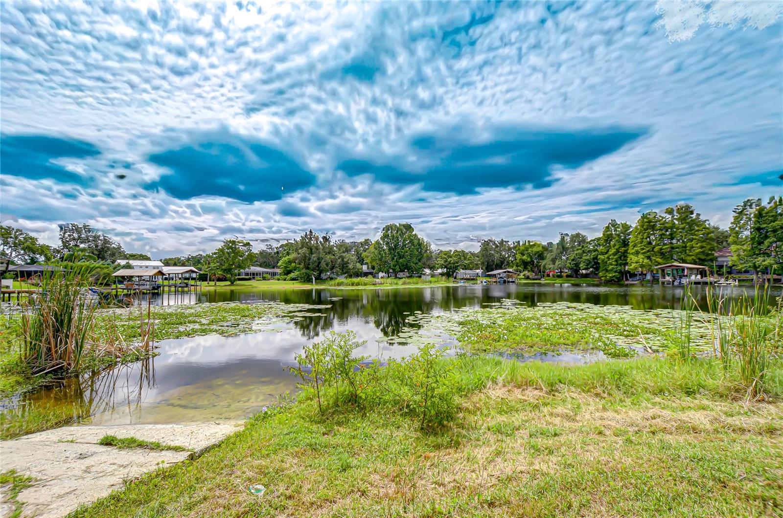 MAGDALENE SHORES ESTATES UN 6 - Residential