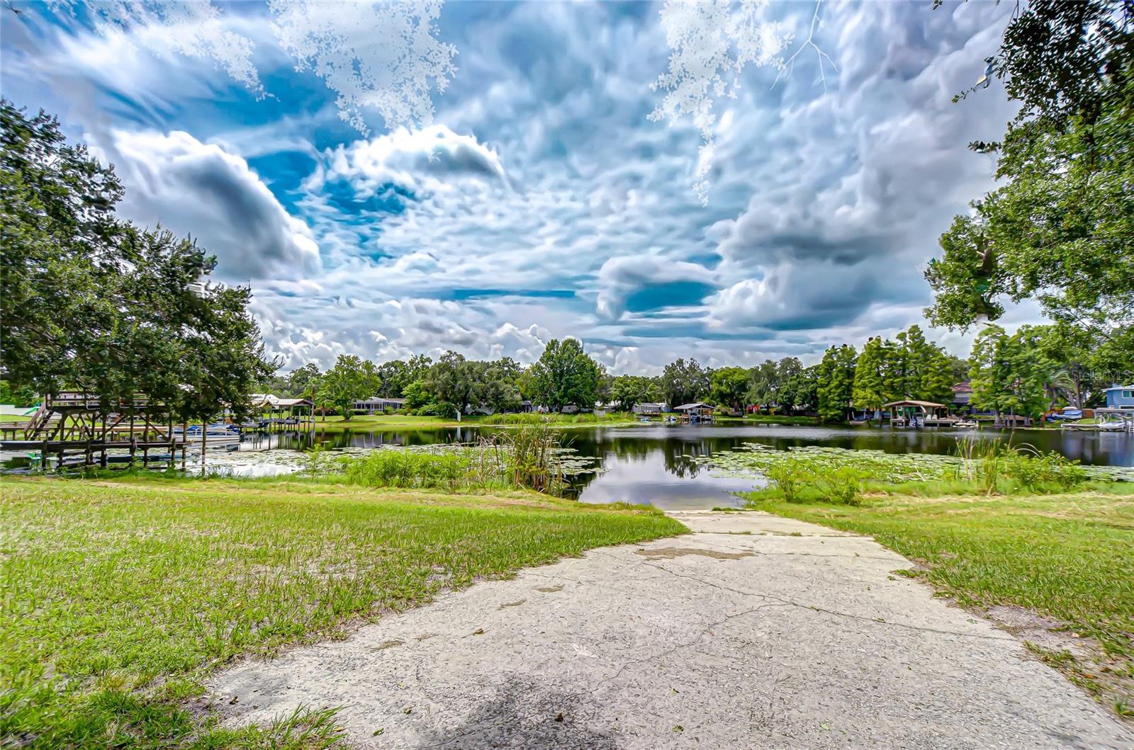 MAGDALENE SHORES ESTATES UN 6 - Residential