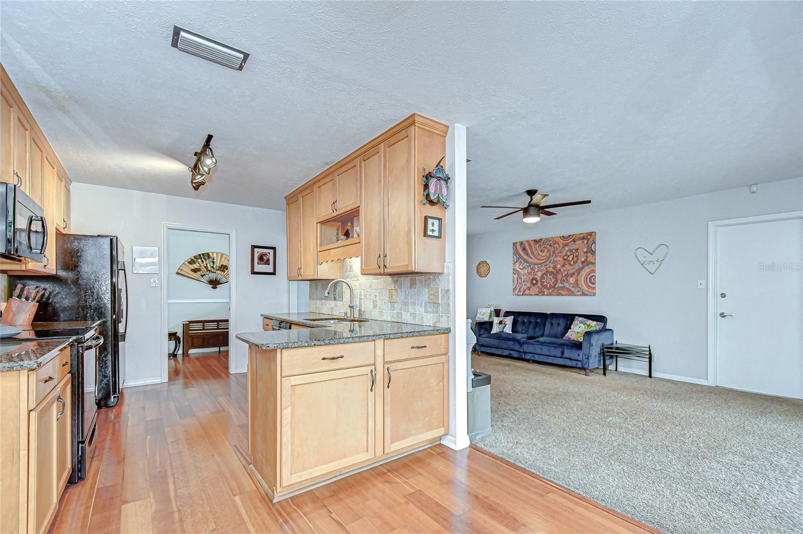 MAGDALENE SHORES ESTATES UN 6 - Residential