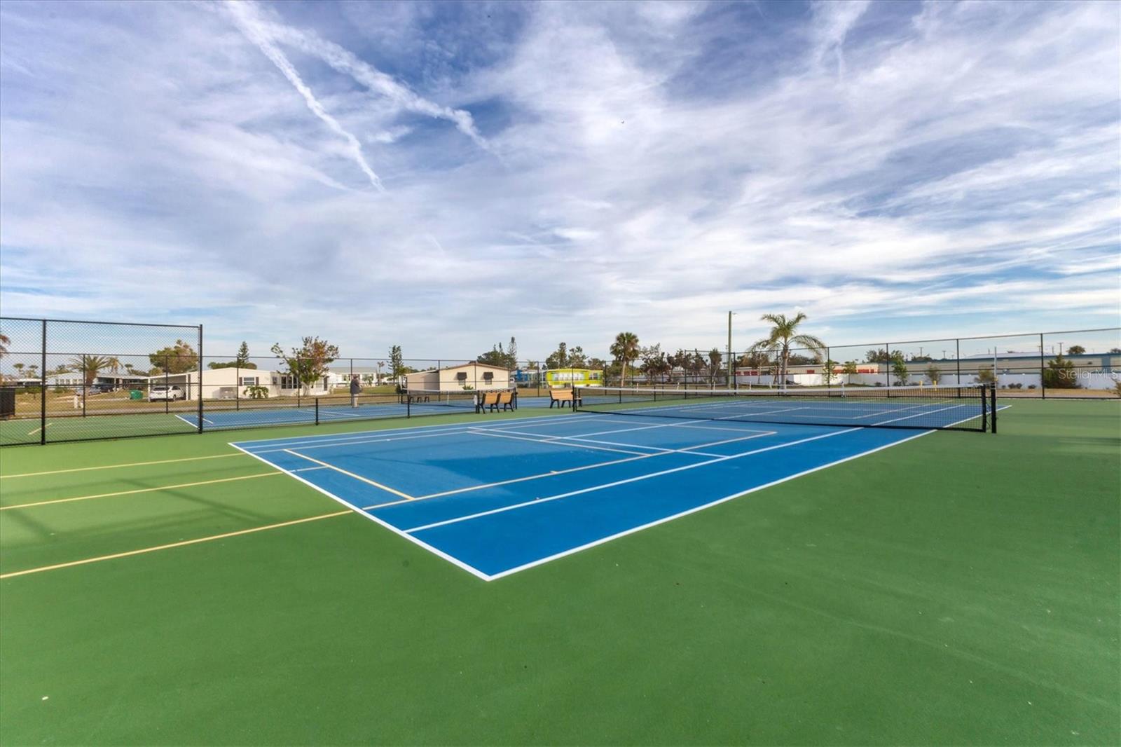 LEMON BAY ISLE PH 02 - Residential