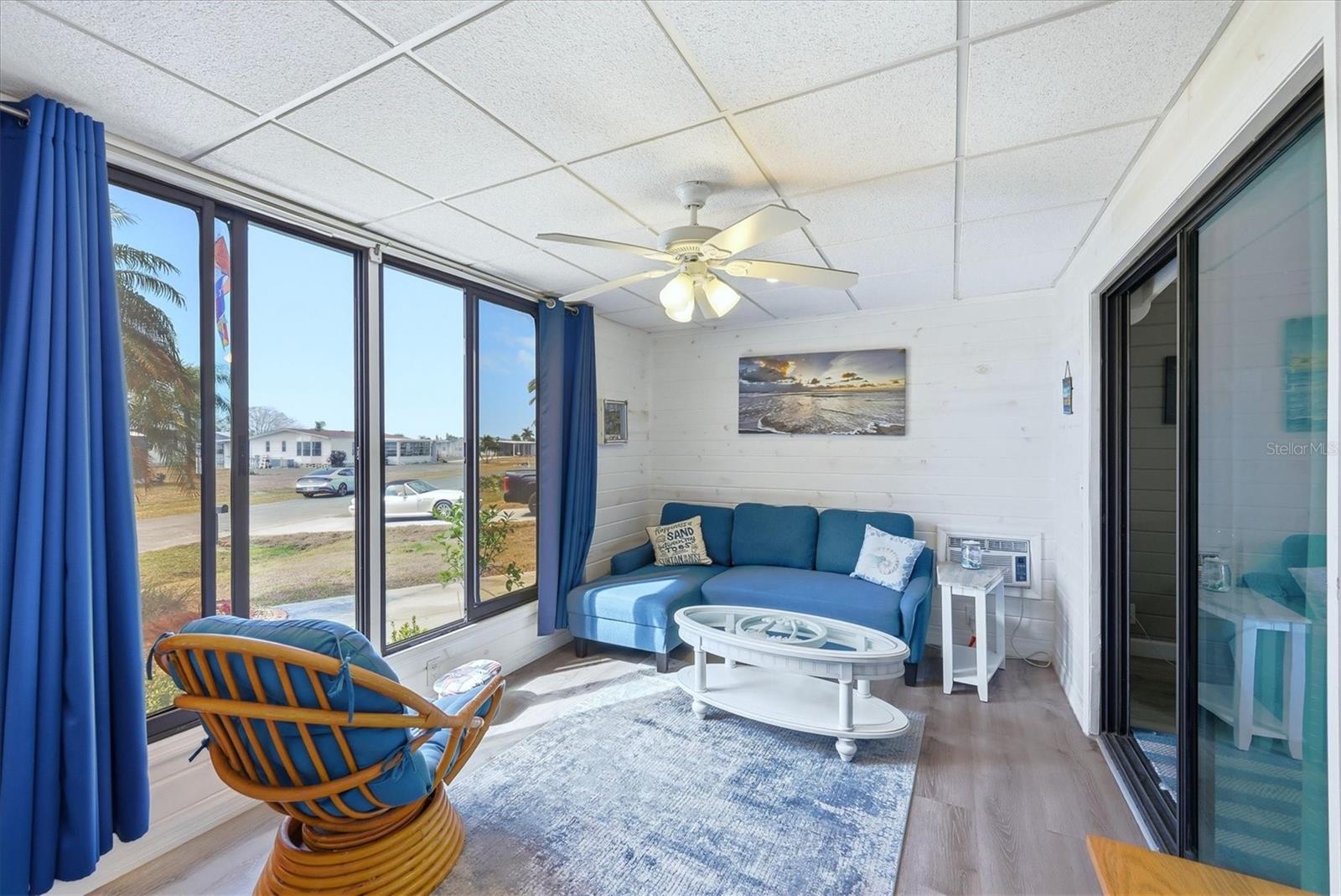 LEMON BAY ISLE PH 02 - Residential