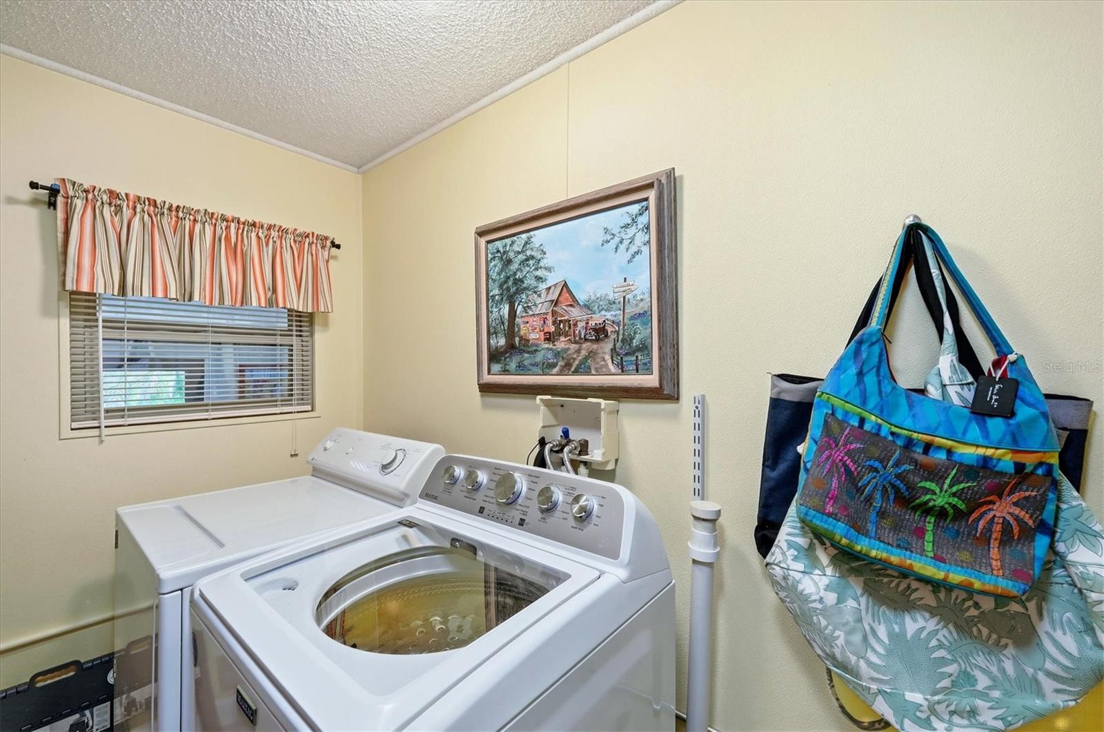 LEMON BAY ISLE PH 02 - Residential