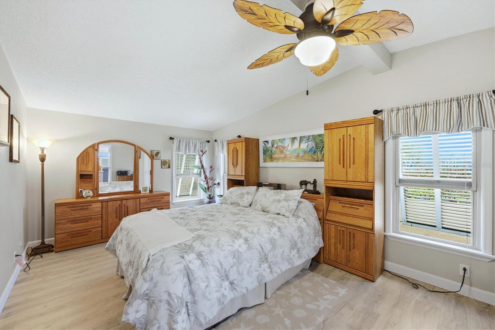 LEMON BAY ISLE PH 02 - Residential