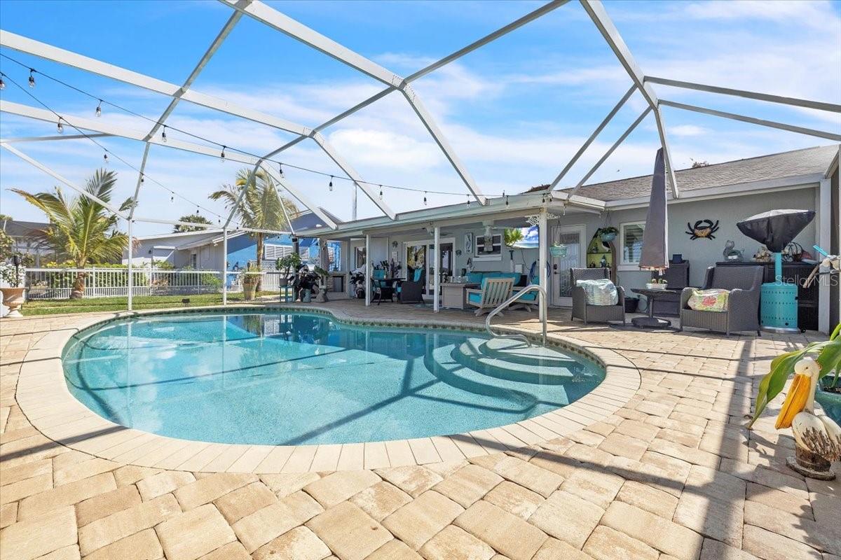 PALM SHORES - Residential