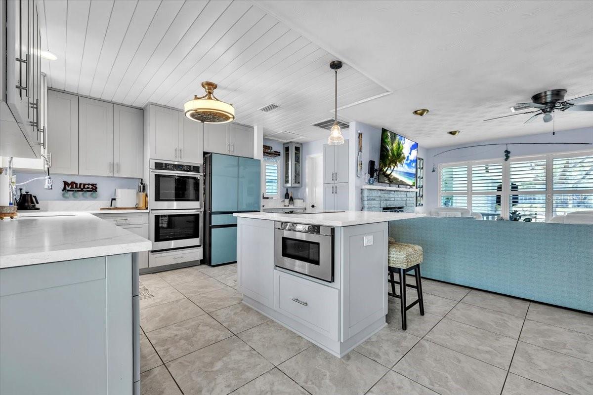 PALM SHORES - Residential