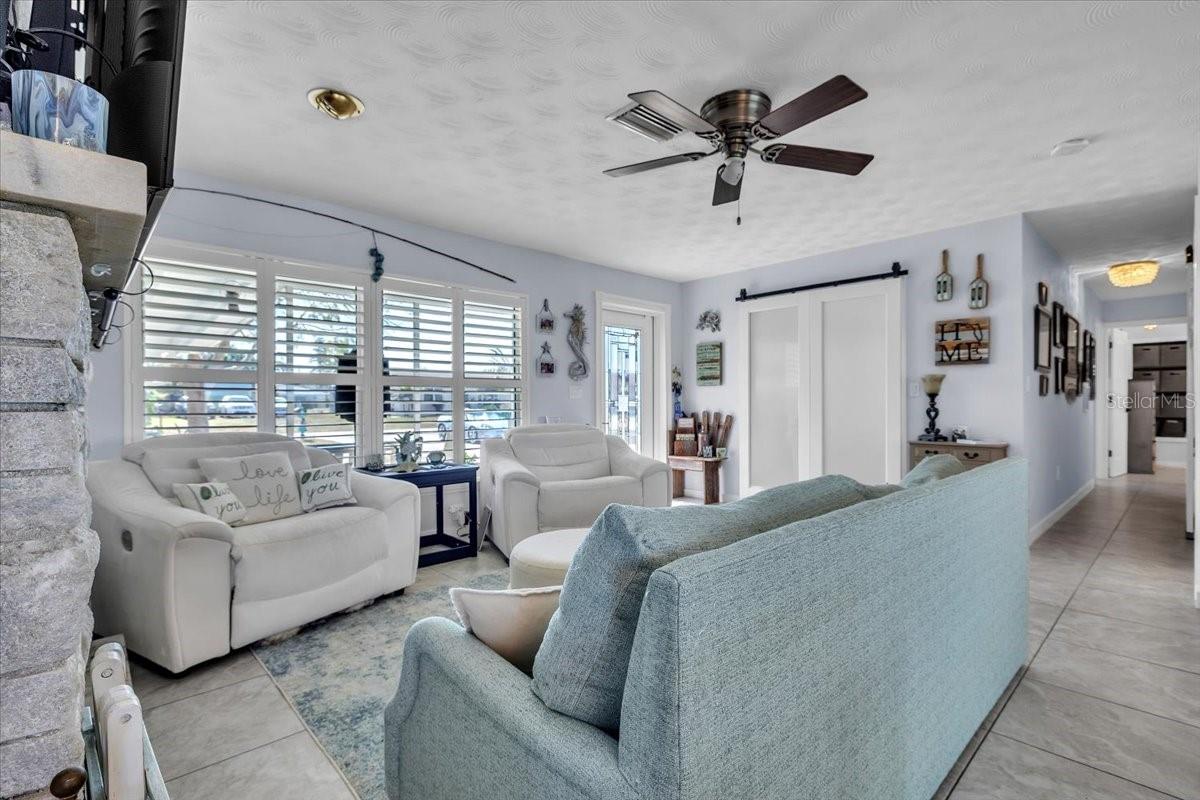 PALM SHORES - Residential