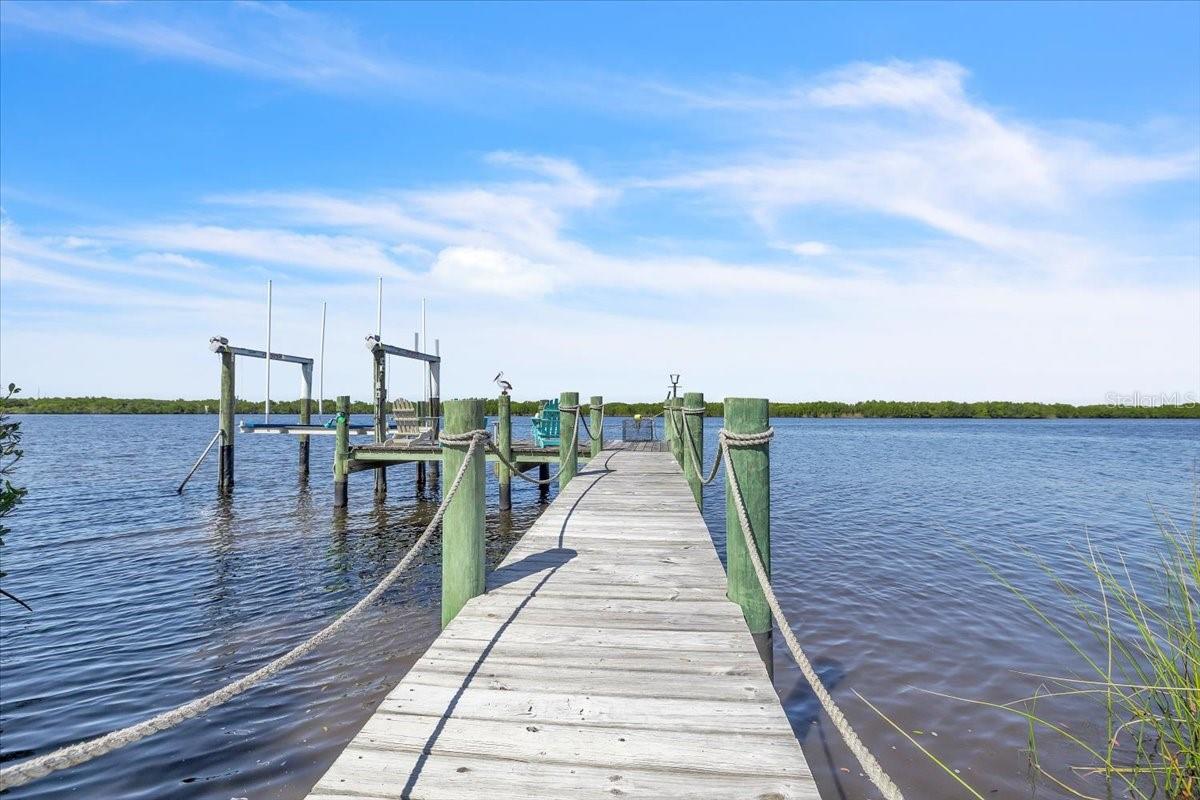 PALM SHORES - Residential