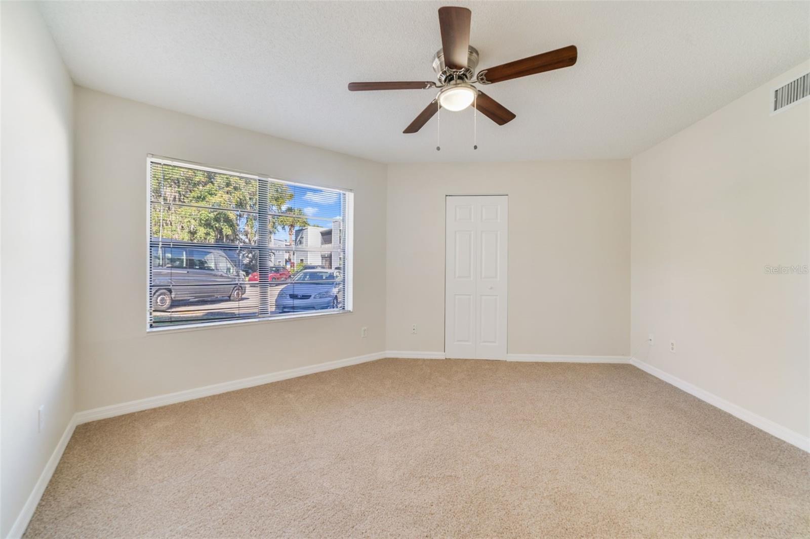 SOUTHPOINTE CONDO UNIT 4 - Residential