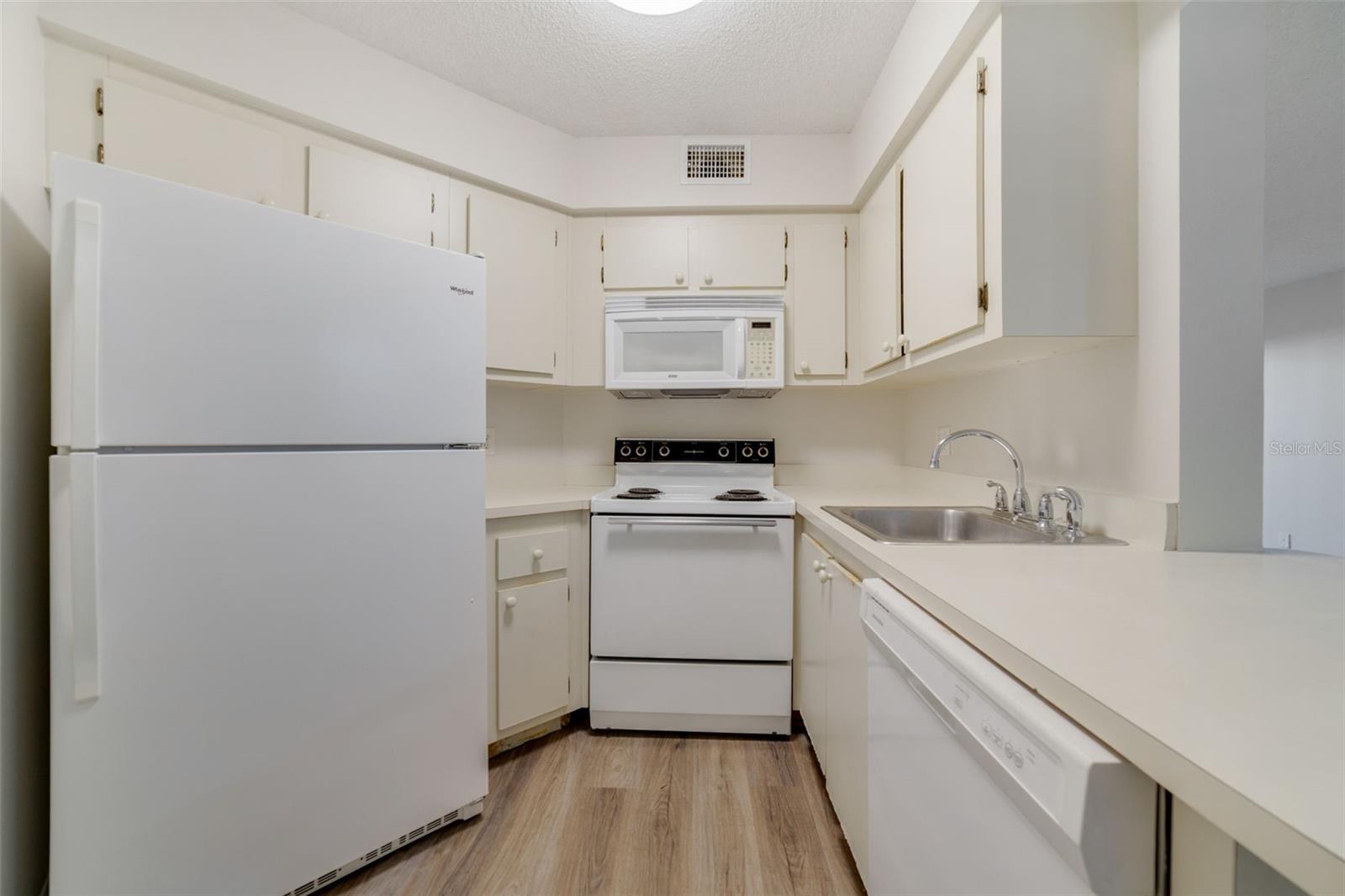 3908 ATRIUM DRIVE L5