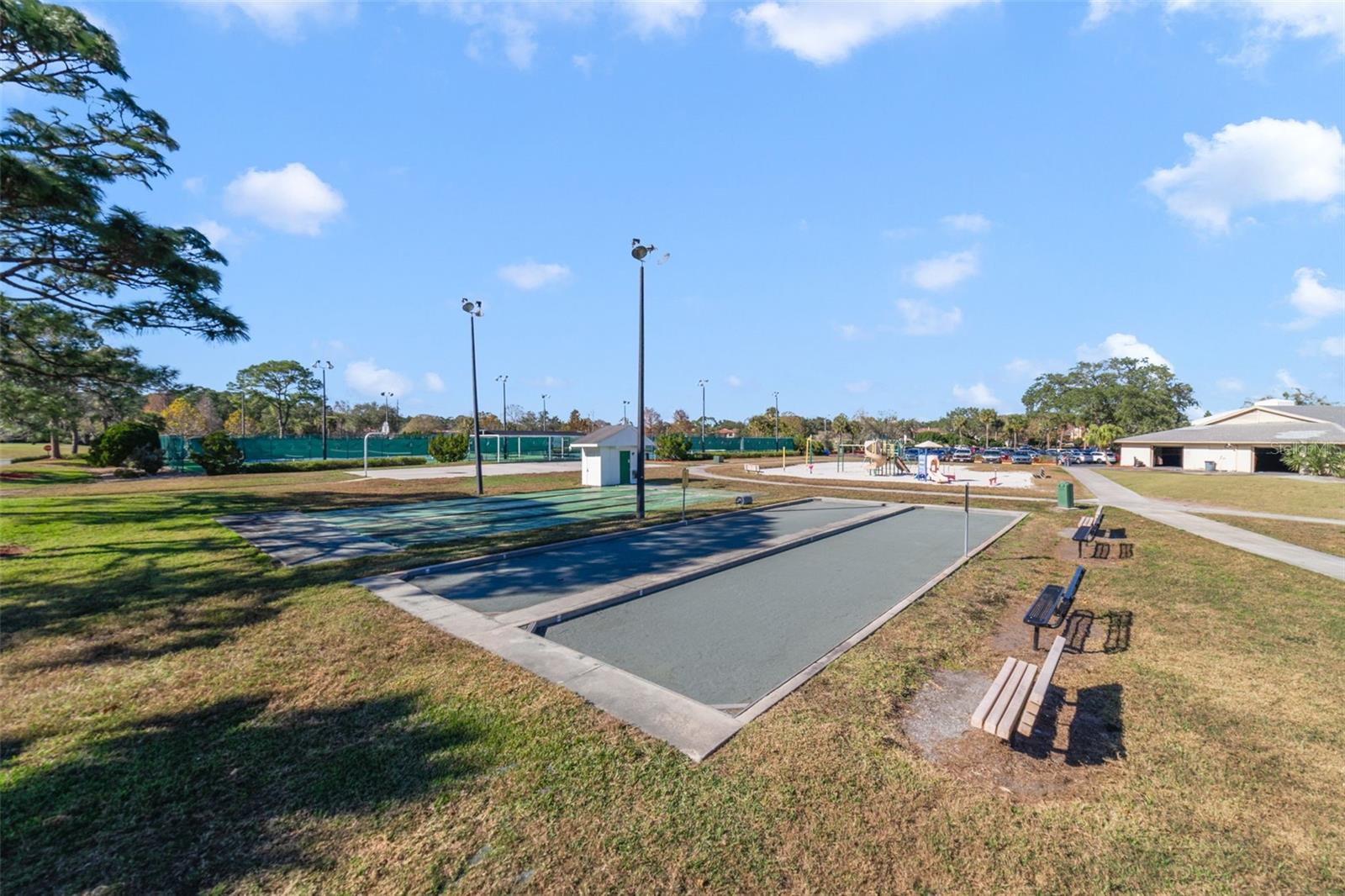 SOUTHPOINTE CONDO UNIT 4 - Residential