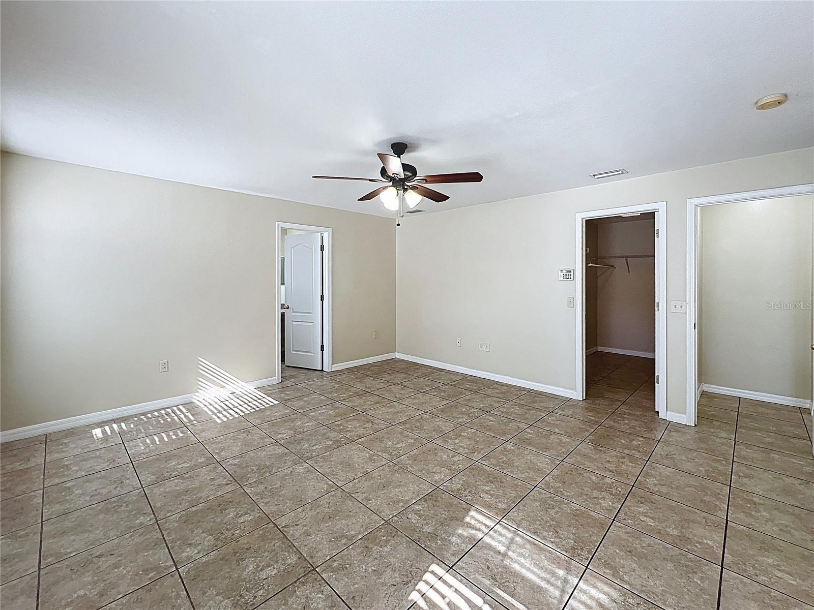 HUNTERS GREENE PH 03 - Residential