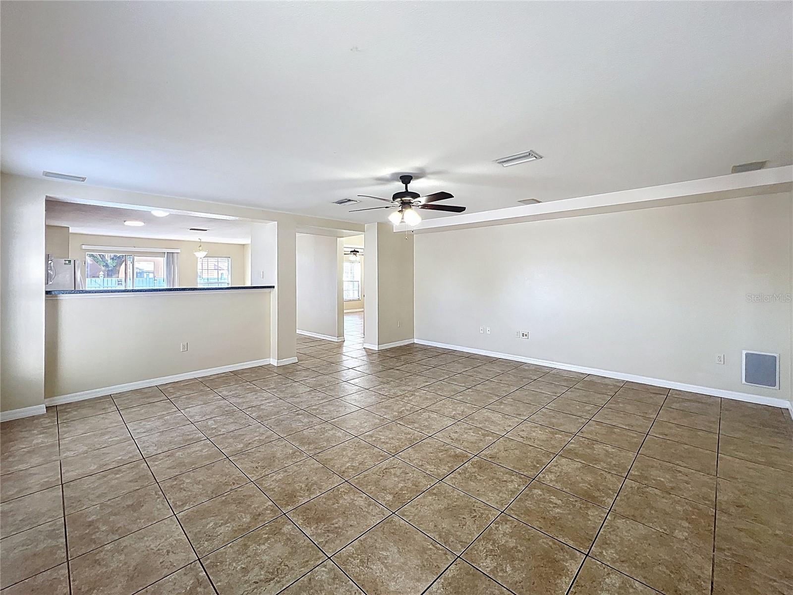 HUNTERS GREENE PH 03 - Residential