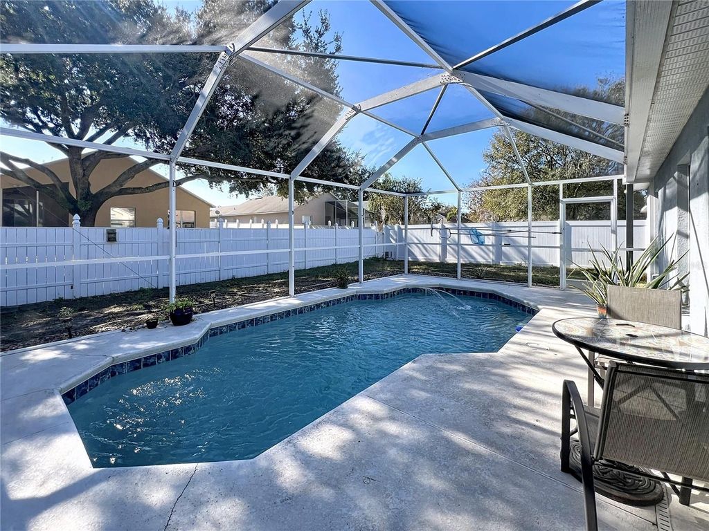 Photo of 7465 Hunters Greene Circle, Lakeland, FL 33810 (MLS # S5141181)