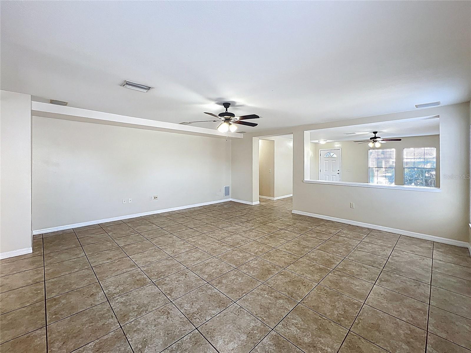 HUNTERS GREENE PH 03 - Residential