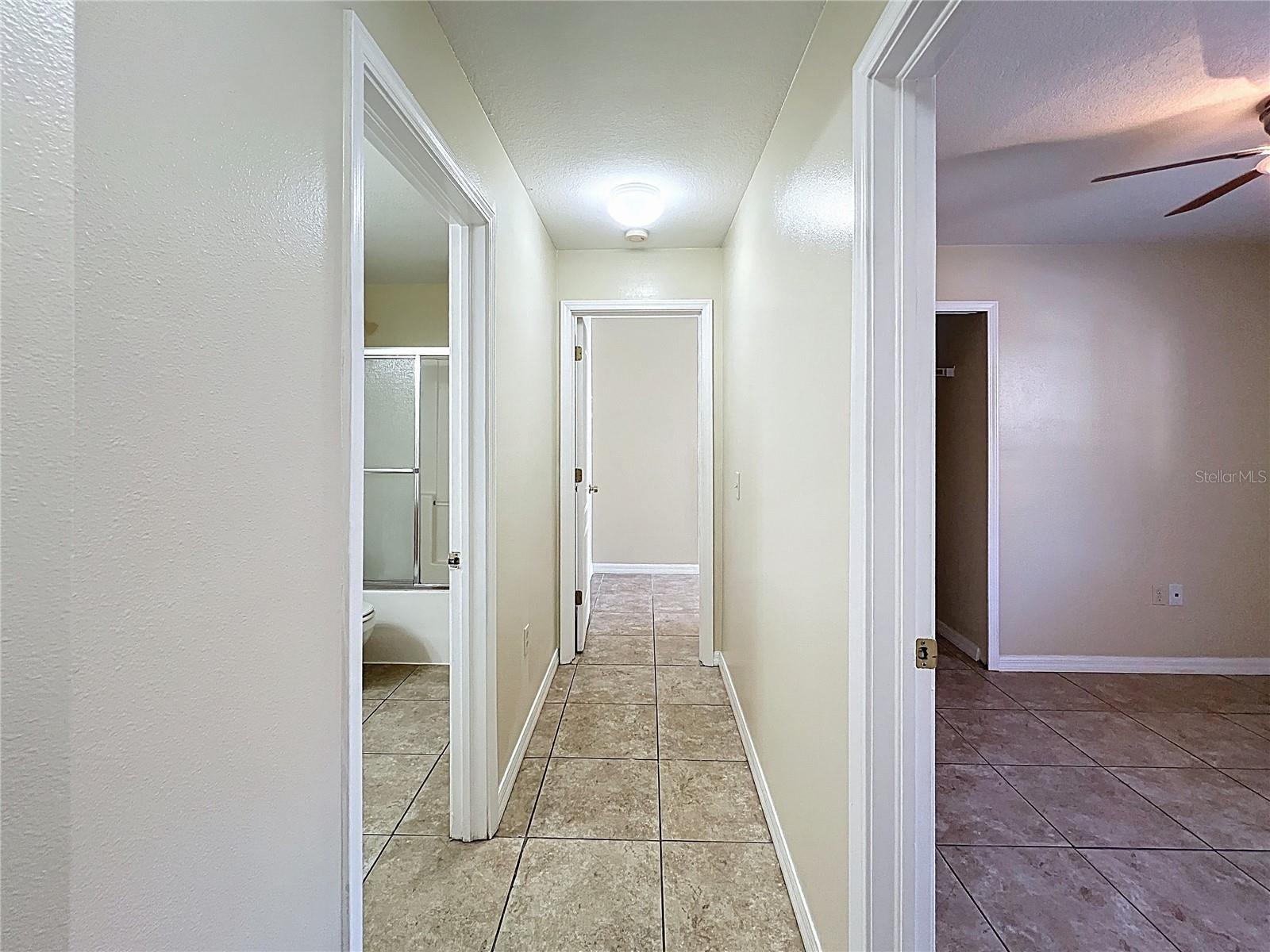 HUNTERS GREENE PH 03 - Residential