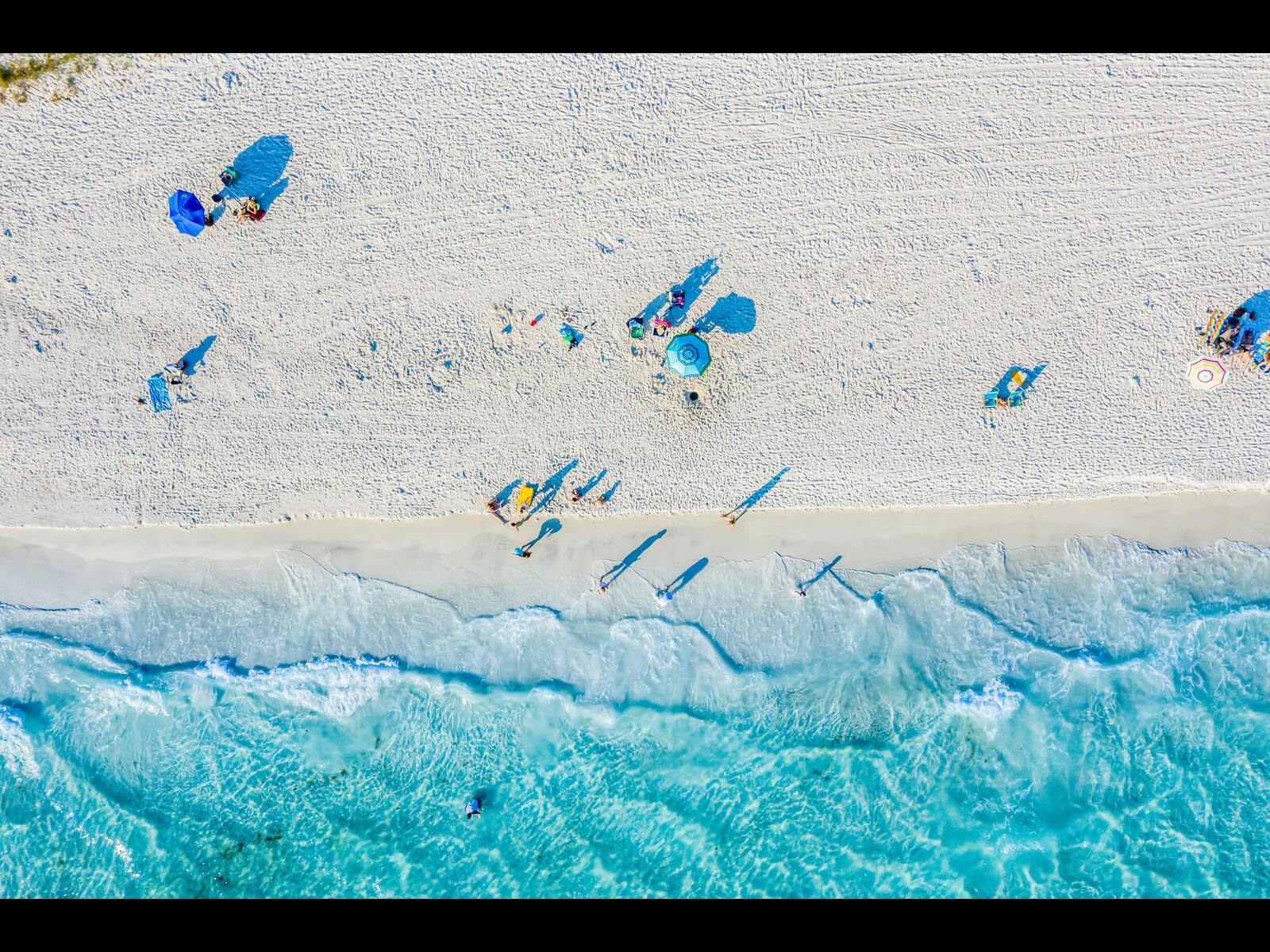 SIESTA BEACH VILLAS - Residential