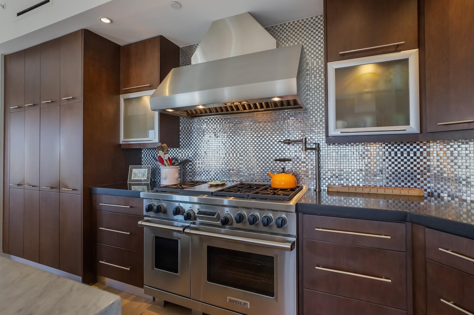 SIESTA BEACH VILLAS - Residential