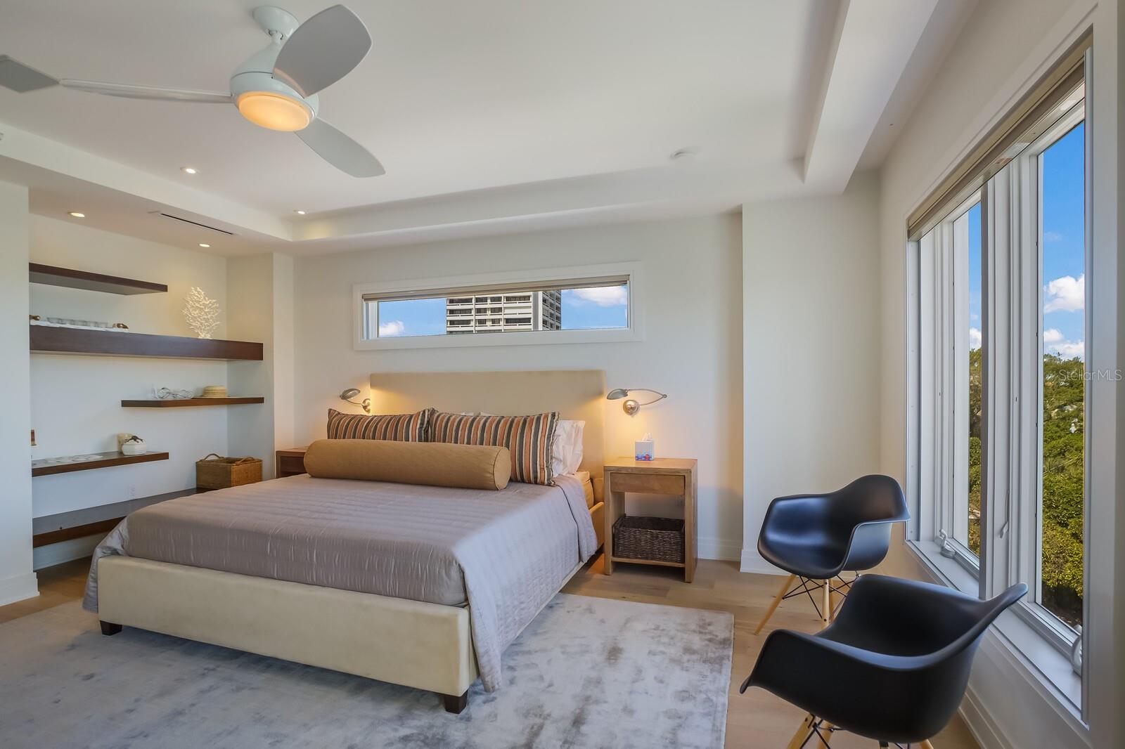 SIESTA BEACH VILLAS - Residential