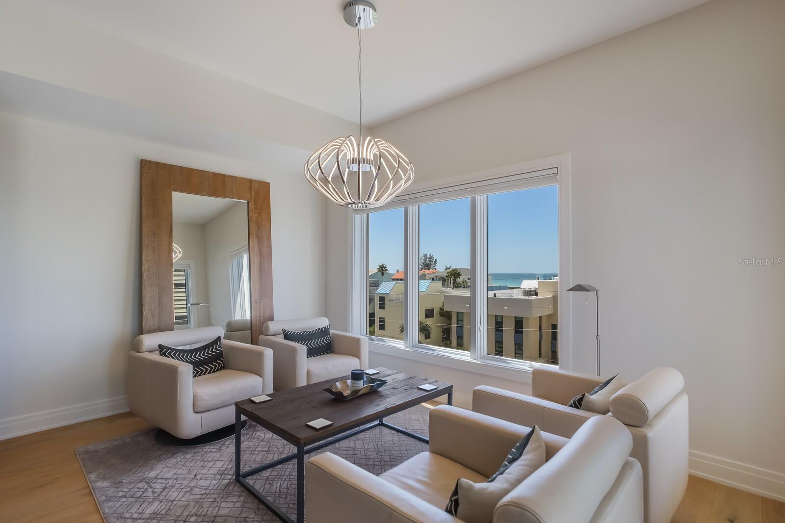 SIESTA BEACH VILLAS - Residential