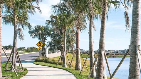 A home in WIMAUMA