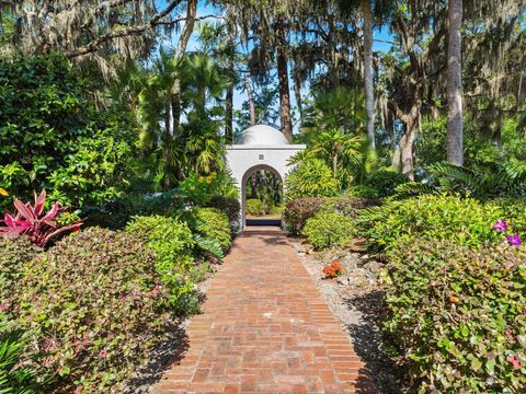 Tiny photo for 37918 N County Road 44a, Eustis, FL 32736 (MLS # FC309621)