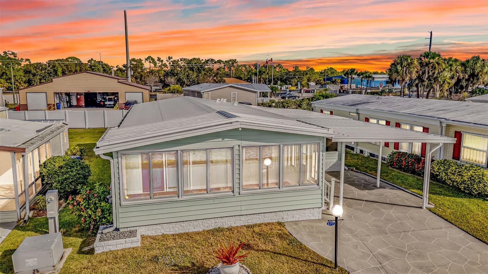 LAZY RIVER MHP - Residential