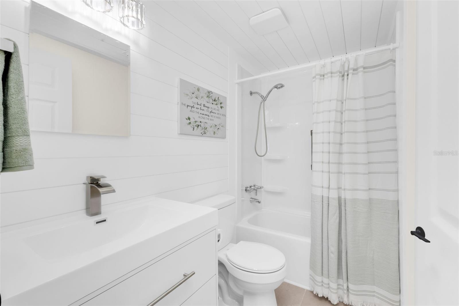 LAZY RIVER MHP - Residential