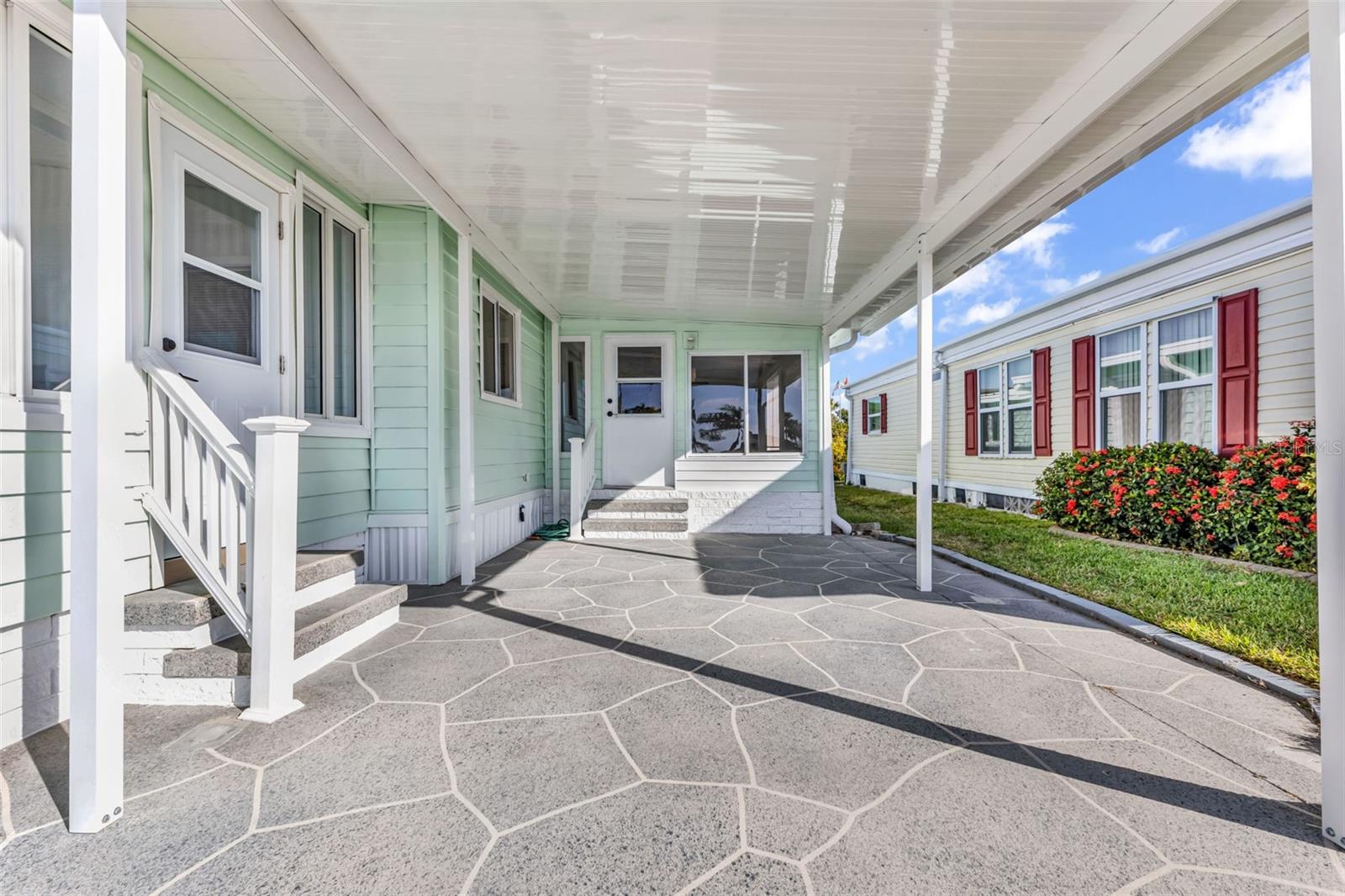 LAZY RIVER MHP - Residential