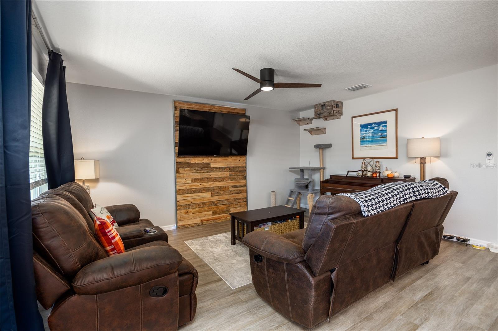 BAILEY ESTATES OF HIGH SPGS - Residential