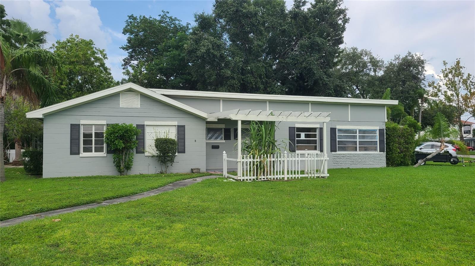 DAVIS ISLANDS - Residential Lease