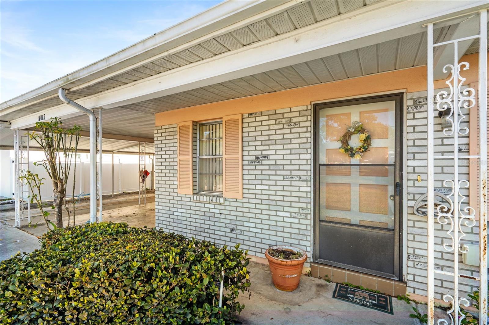 7307 N ALBANY AVENUE